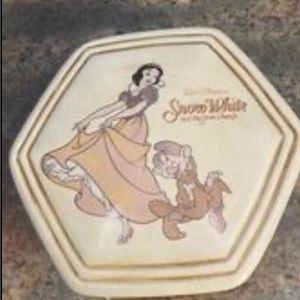 Walt Disney Snow White & Seven Dwarfs 70th Year Trinket Box 2007 Disney Member